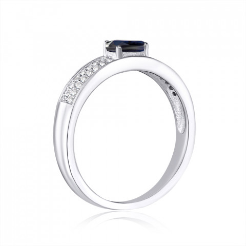 Серебряное кольцо с сапфиром и фианитами (NA435-R/13/8765)