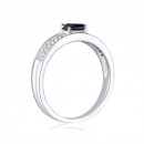 Серебряное кольцо с сапфиром и фианитами (NA435-R/13/8765)