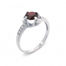 Серебряное кольцо с гранатом и фианитами (1615/9р)