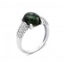 Серебряное кольцо с зеленым кварцем и фианитами (1692/9р)