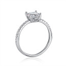 Серебряное кольцо с фианитами (SZDR00177-R/12/1)