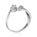 Серебряное кольцо с фианитами TA04011-R/12/1