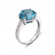 Серебряное кольцо с голубым кварцем и фианитами (1618/9р)