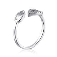 Безразмерное серебряное кольцо с фианитами  SZDR10409-R/12/1